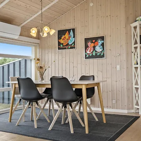 Holiday home Nice In With Kitchen *