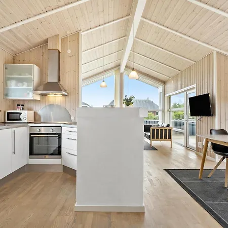 Nice In With Kitchen Tarm